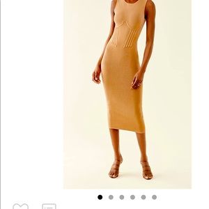 Beautiful dress / Good American ( size 7/8=4xl-5xl)